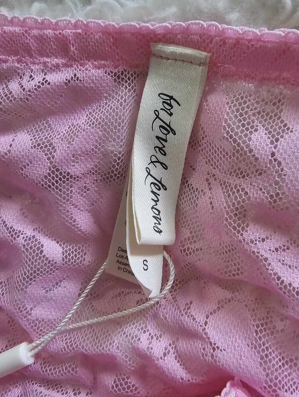 For Love And Lemons Needle Point Roses Set Small - Picture 9 of 15